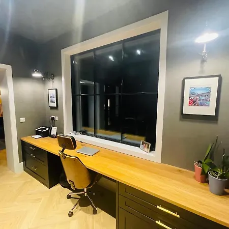 Luxurious In فيلة كيلارني