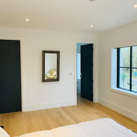 Luxurious In كيلارني