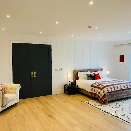 Luxurious In فيلة كيلارني